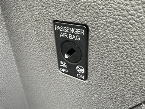 Volkswagen Transporter T28 TDI P/V STARTLINE 31