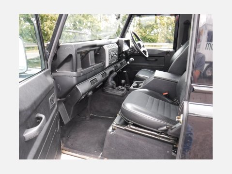 Land Rover Defender 90 TD5 XS STATION WAGON 6