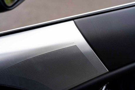 Aston Martin DBS V12 VOLANTE. FULL ASH. CARBON EXT. CERAMIC BRAKES. BANG & OLUFSEN. 12