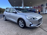 Ford Focus ZETEC TDCI 6
