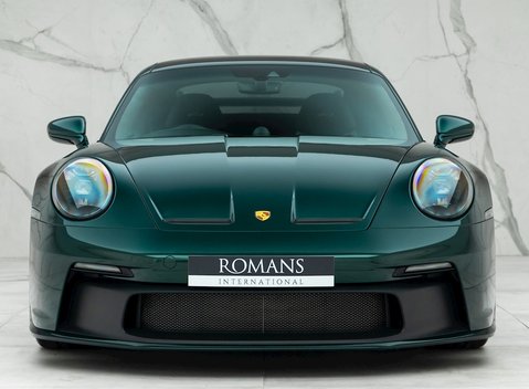 Porsche 911 (992) GT3 4