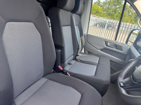 Volkswagen Crafter 2.0 TDI CR35 Trendline Panel Van 5dr Diesel Manual FWD LWB High Roof Euro 6 23