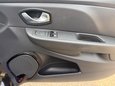 Renault Clio 0.9 TCe Iconic Euro 6 (s/s) 5dr 19