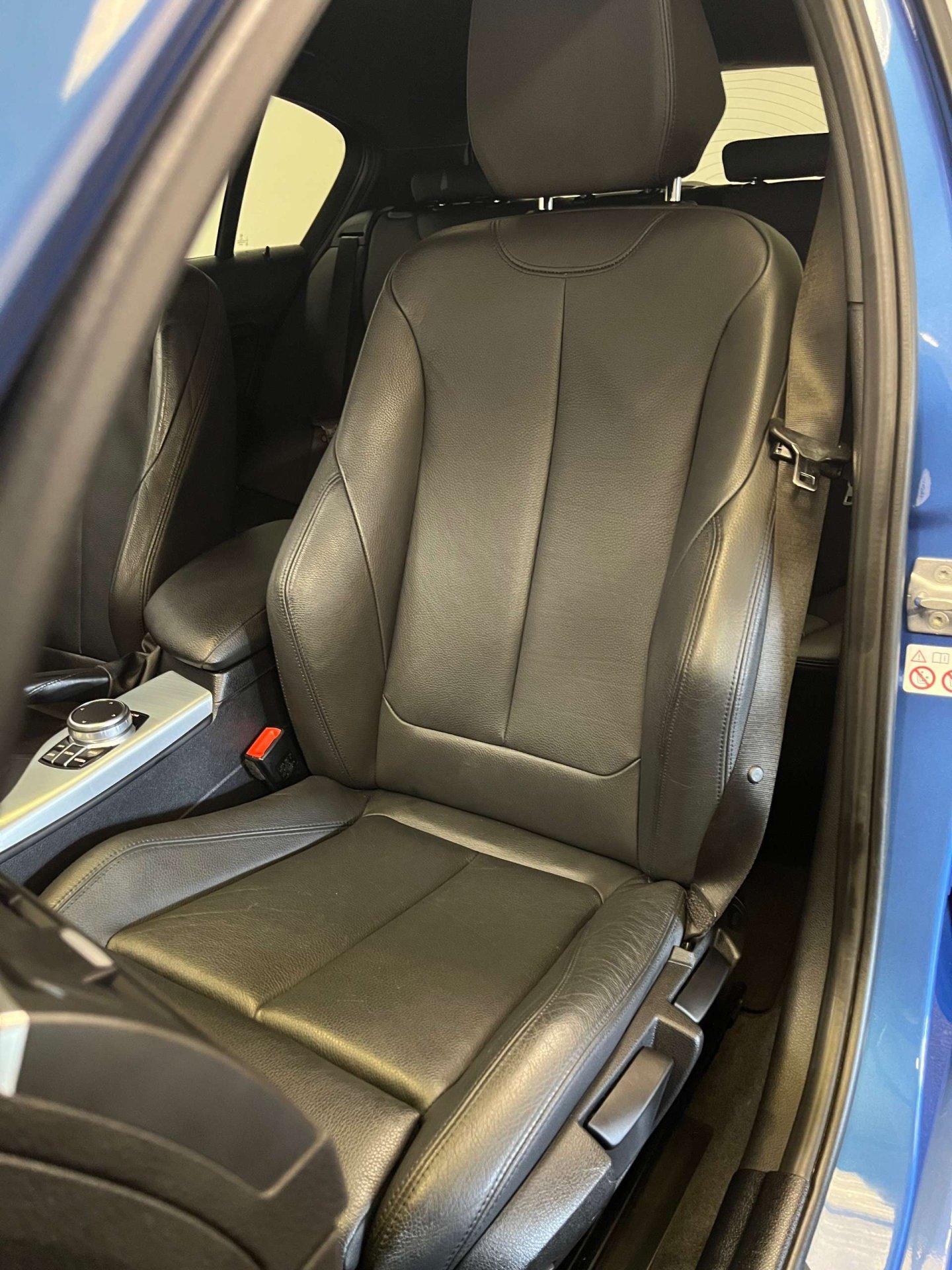 2019 BMW 1 Series — image 28