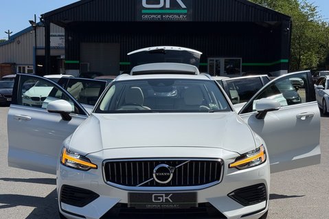 Volvo V60 RECHARGE T6 INSCRIPTION AWD - FULL MAIN DEALER SERVICE - HUGE SPEC 15