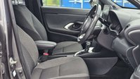 Toyota Yaris Cross 1.5 VVT-h Design SUV 5dr Petrol Hybrid E-CVT Euro 6 (s/s) (116 ps) 17