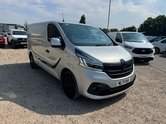 Renault Trafic SWB L1H1 [SOLD CR] Low Roof Black Edition SL28 Air Con Nav Sensors EURO 6 N 4