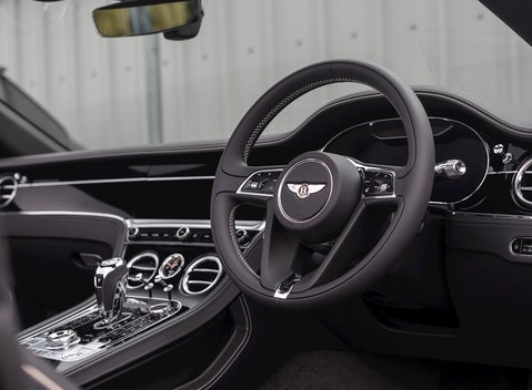 Bentley Continental GT Convertible 13