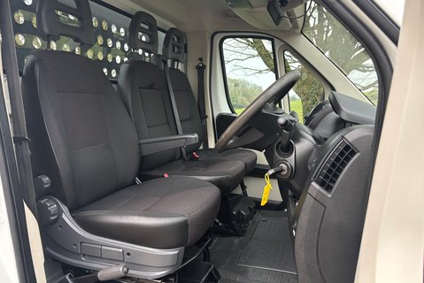 Citroen Relay 35 Heavy 160 ps L3 Dropside with Tail Lift - Air Con 4