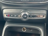 Volvo XC40 B4 INSCRIPTION PRO MHEV 27