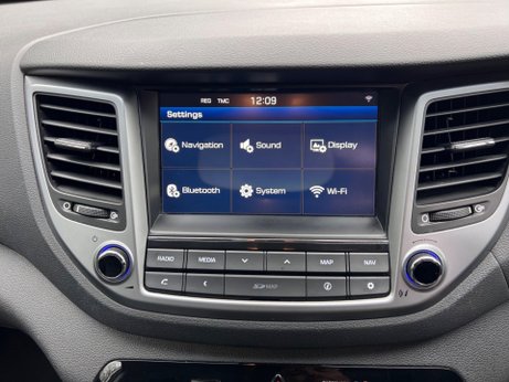 Hyundai TUCSON 2.0 CRDi Premium Auto 4WD Euro 6 5dr 21