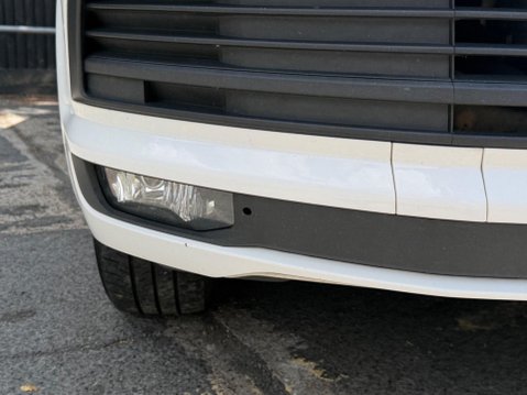 Volkswagen Transporter T32 TDI KOMBI HIGHLINE BMT 12