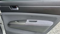 Toyota Prius 1.5 T3 Hatchback 5dr Petrol Hybrid CVT (104 g/km, 76 bhp) 13