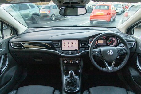 Vauxhall Astra ULTIMATE