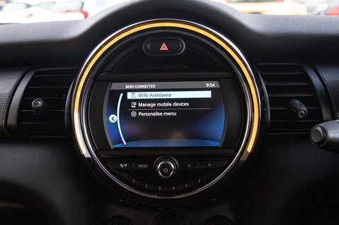 Mini Hatch COOPER CLASSIC 24