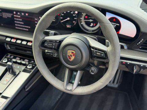 Porsche 911 3.0 911 Targa 4 GTS Semi-Auto 4WD 2dr 15