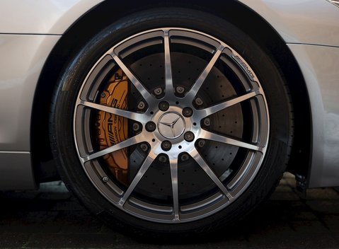 Mercedes-Benz SLS AMG 15