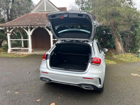 Mercedes-Benz A Class A 250 E AMG LINE PREMIUM 52