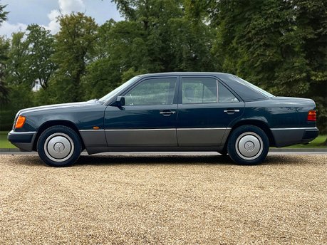 Mercedes-Benz C Class 260 E 8