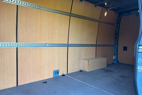 Mercedes-Benz Sprinter 319 Cdi Premium - with In-Built Bed + Diesel Heater 9