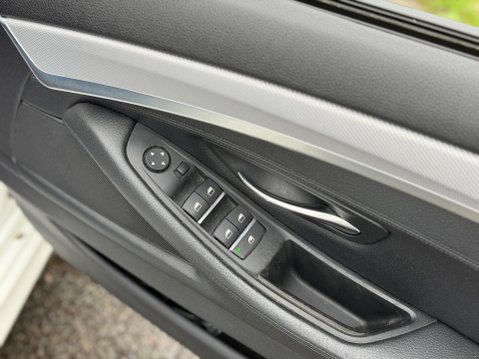 BMW 5 Series 2.0 520d M Sport Touring Auto Euro 6 (s/s) 5dr 37