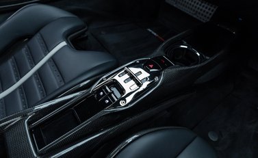 Ferrari SF90 Stradale ASSETTO FIORANO 30