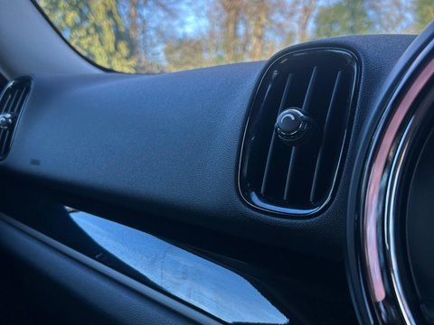Mini Countryman 1.5 Cooper Classic Euro 6 (s/s) 5dr 42