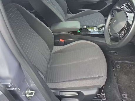 Peugeot e-208 50kWh Active Hatchback 5dr Electric Auto (136 ps) 5
