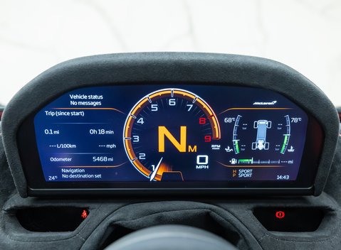 McLaren 765LT Spider 26