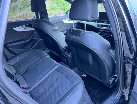 Audi A4 2.0 A4 S Line 35 TDI MHEV Semi-Auto 5dr 44
