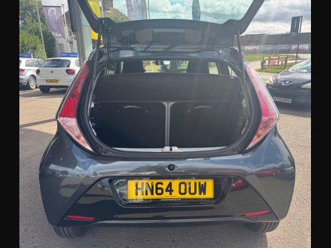 Toyota Aygo 1.0 VVT-i x-play Euro 5 5dr Euro 5 28