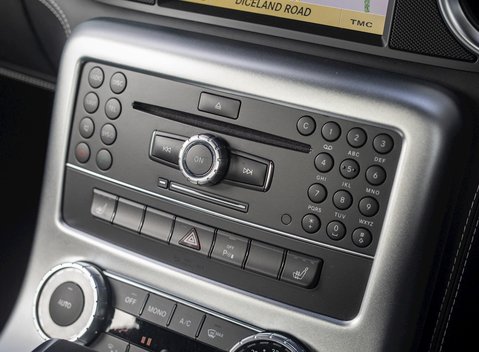 Mercedes-Benz SLS AMG 19