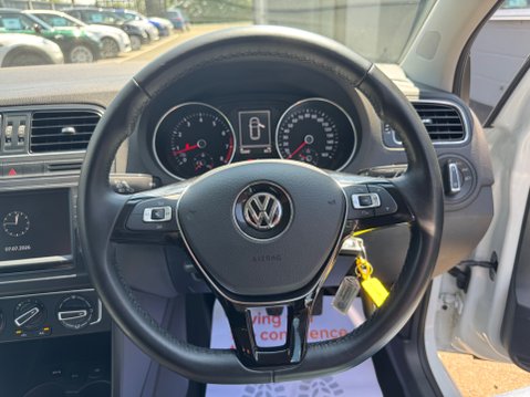Volkswagen Polo SE TSI 32