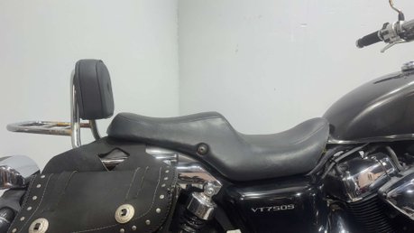 Honda VT750 S SHADOW 750 2011 ONLY 18K RUNNING CRUISER PROJECT BIKE 750CC 27