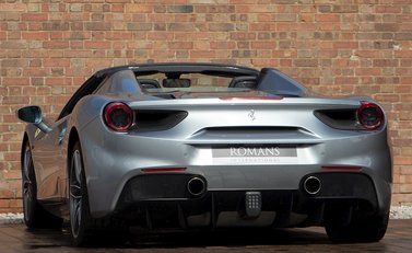 Ferrari 488 Spider 3