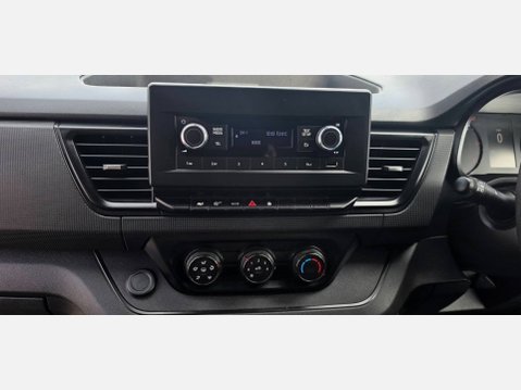 Renault Trafic SL28 BUSINESS 2.0 DCI 130ps EU6 SWB 16
