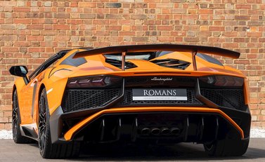 Lamborghini Aventador SV LP 750-4 Roadster 3