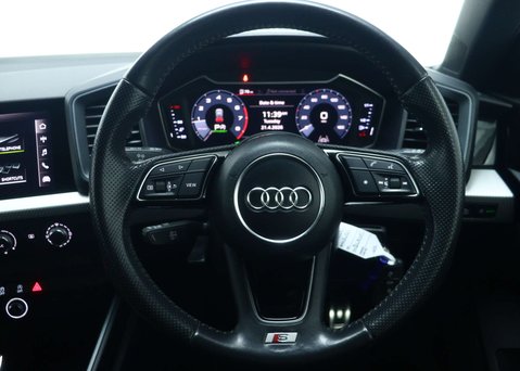 Audi A1 1.5 TFSI 35 S line Sportback 5dr Petrol S Tronic Euro 6 (s/s) (150 ps) 17