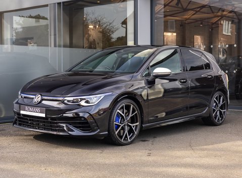 Volkswagen Golf R TSI 4MOTION 2