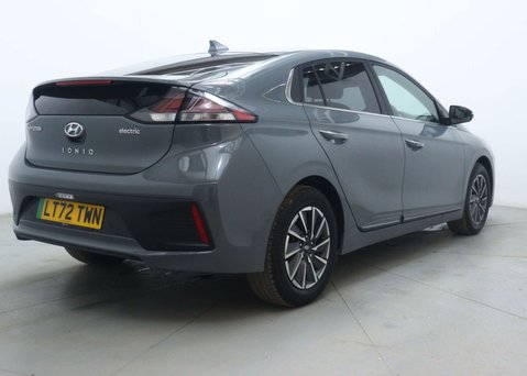 Hyundai IONIQ IONIQ Premium SE BEV 5dr 11