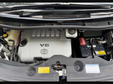 Toyota Vellfire G Edition V6 Sunroof 82