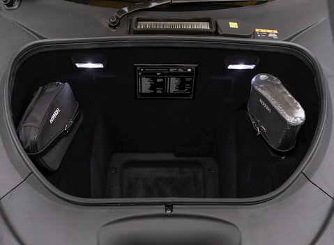 Ferrari F8 Tributo 34