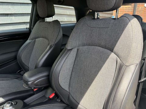 Mini Hatch Cooper S Electric Level 2 3dr 42