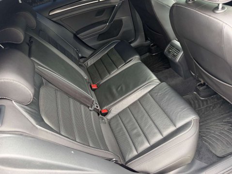 Volkswagen Golf 2.0 Golf R TSi 4Motion Semi-Auto 4WD 5dr 29