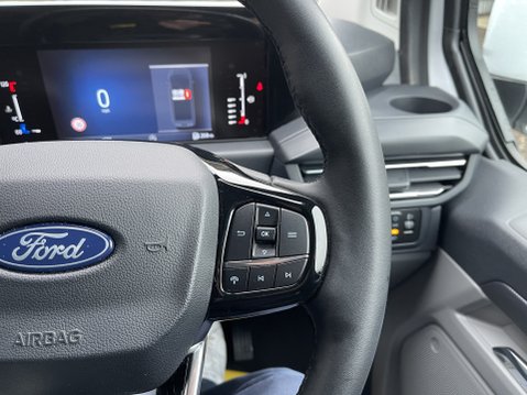 Ford Transit Custom 280 LIMITED L1H1 P/V ECOBLUE 27