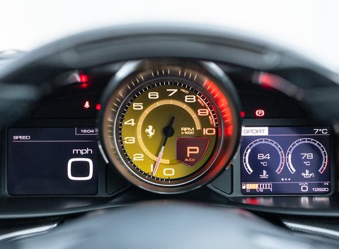 Ferrari GTC4 Lusso 18