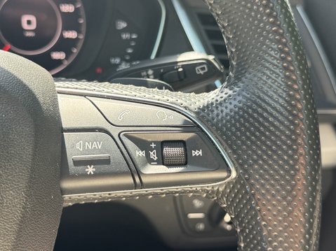 Audi Q5 2.0 TFSI S line SUV 5dr Petrol S Tronic quattro Euro 6 (s/s) (252 ps) 14