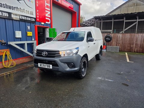 Toyota Hilux ACTIVE 4WD D-4D S/C 1