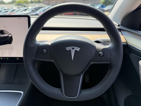 Tesla Model Y (Dual Motor) Long Range SUV 5dr Electric Auto 4WDE (384 bhp) 33