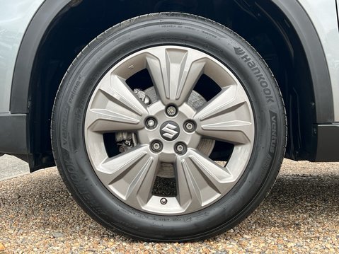 Suzuki Vitara SZ-T BOOSTERJET MHEV 4